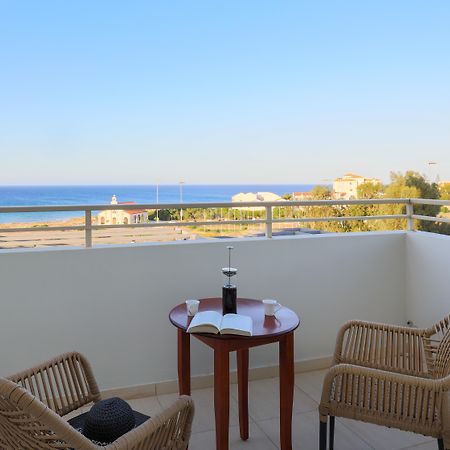 Iris Beach Hotel Протарас Екстериор снимка