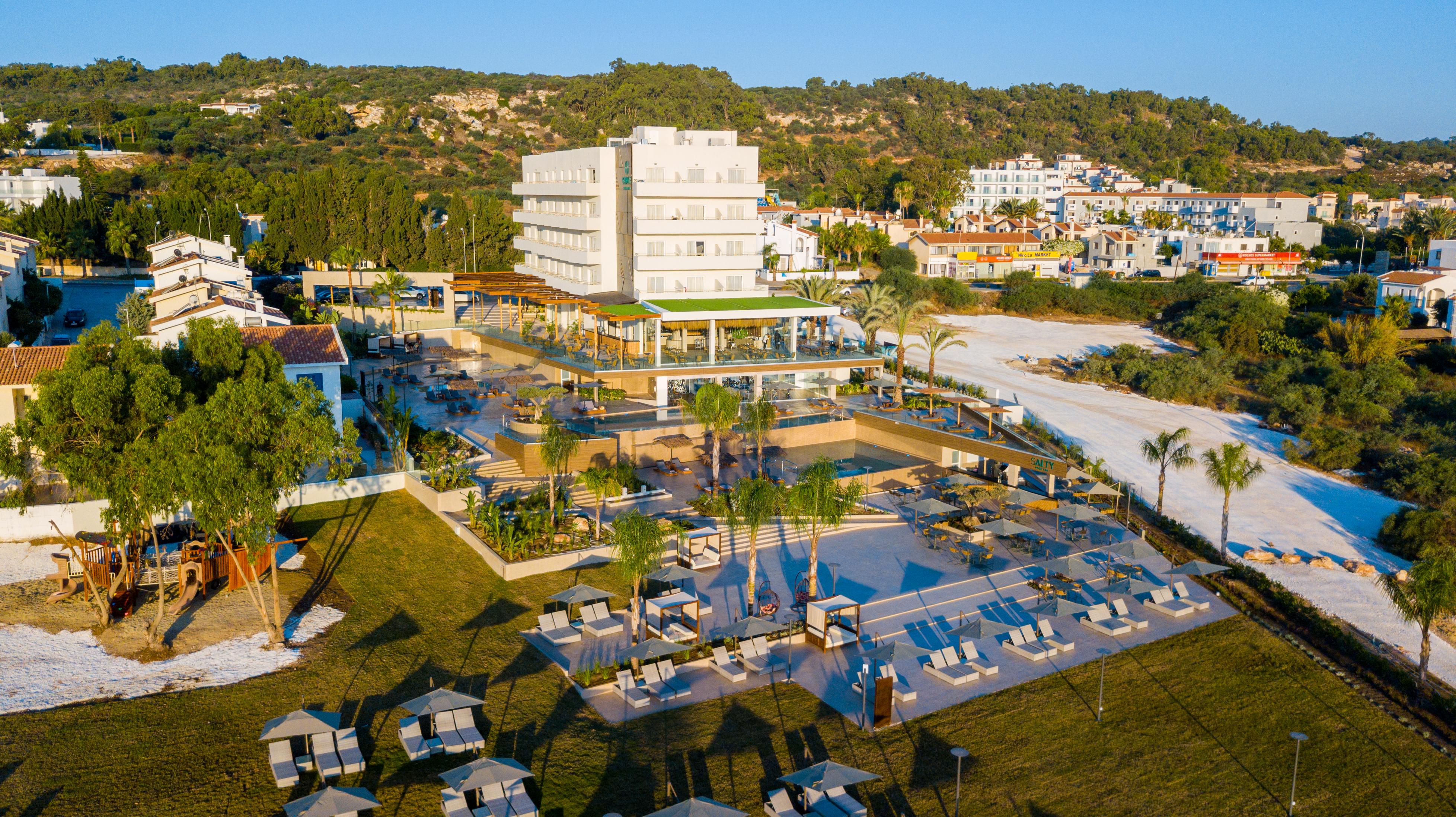 Iris Beach Hotel Протарас Екстериор снимка