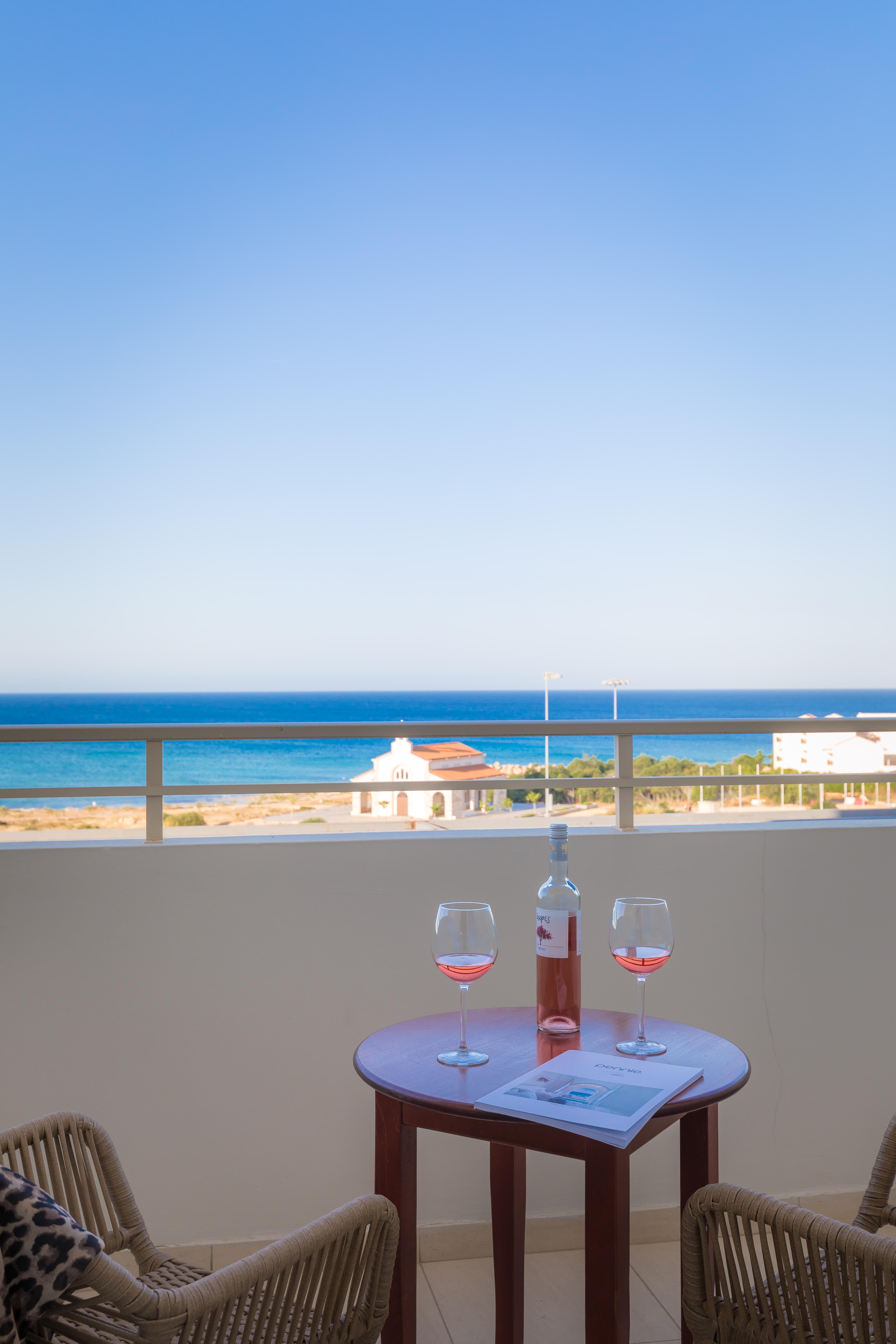 Iris Beach Hotel Протарас Екстериор снимка