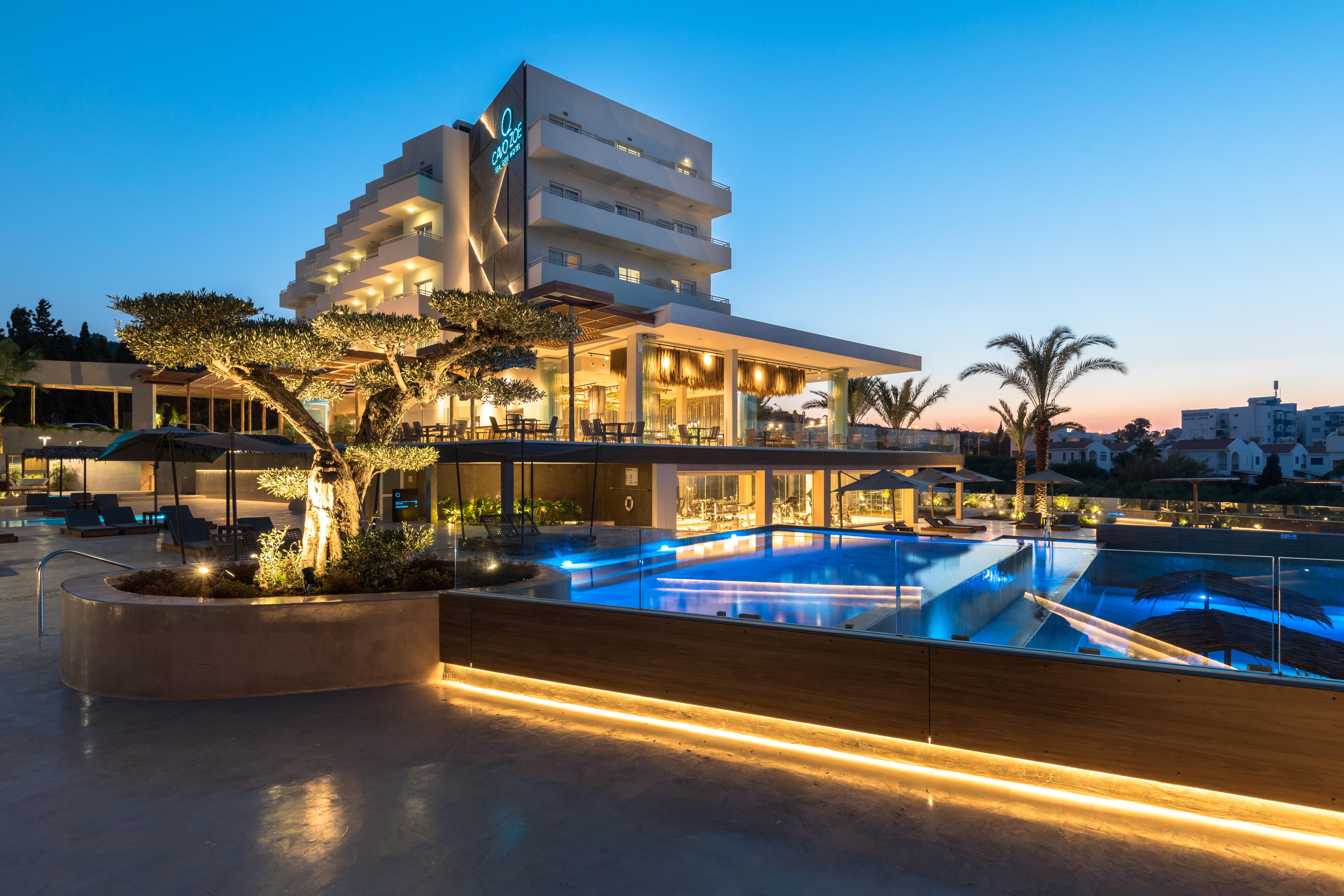 Iris Beach Hotel Протарас Екстериор снимка